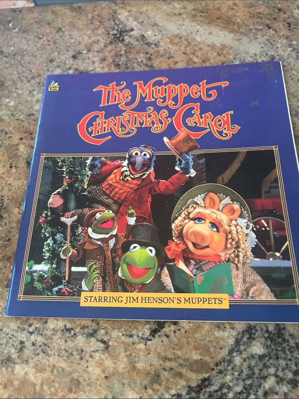 The Muppet Christmas Carol softcover Book - Blue Cover